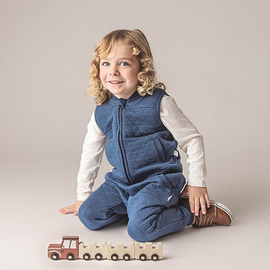 Young girl wearing Blue Leggings